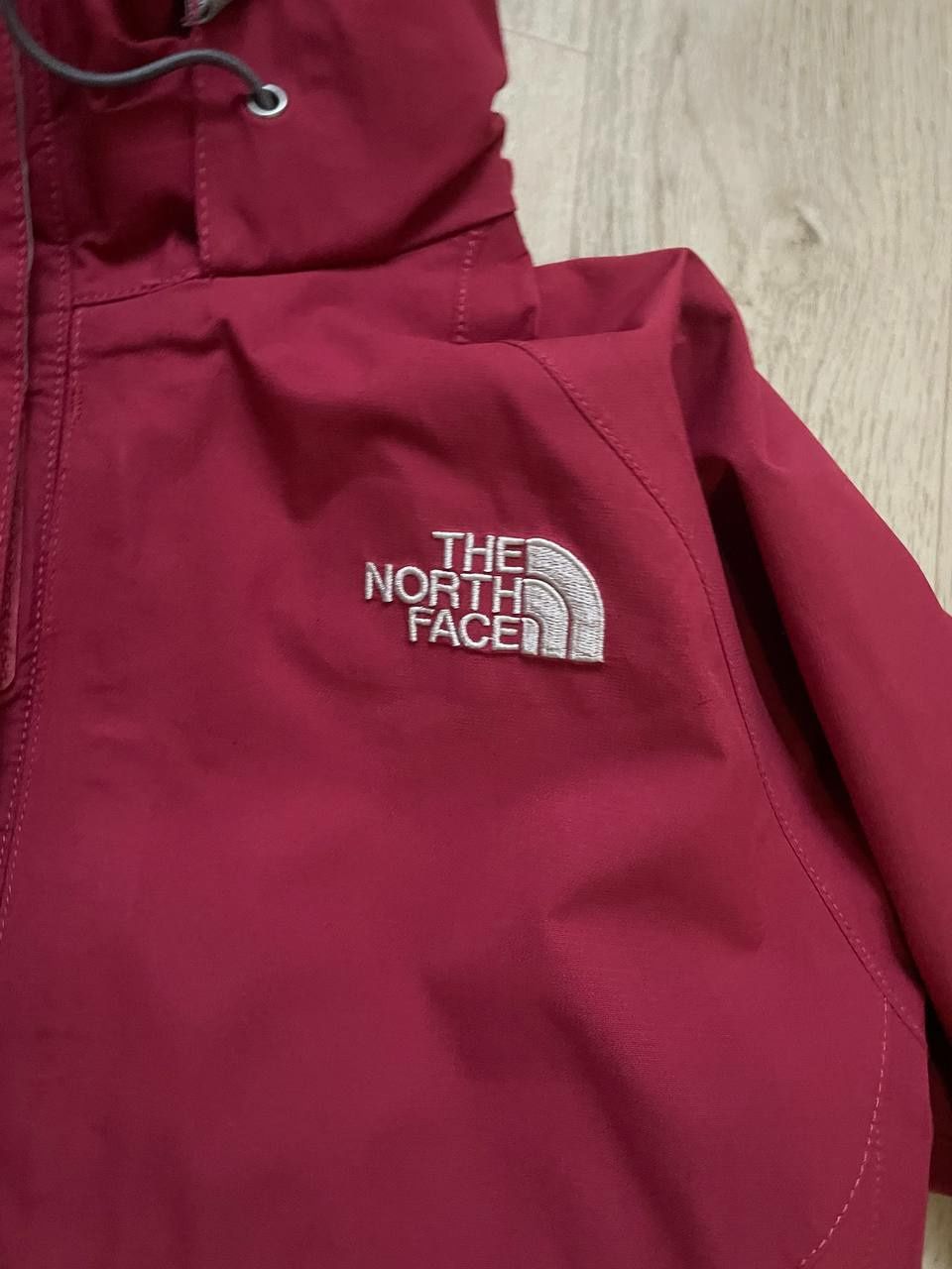 Ветровка куртка The north face женская