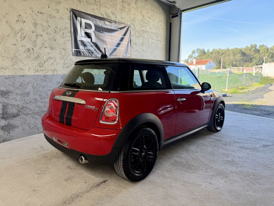 Mini Cooper D 1.6d 112cv - Desde 150€ Mês