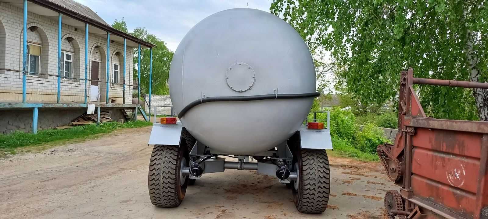 Бочка МЖТ-12 (12м3) з бензиновою помпою для води
