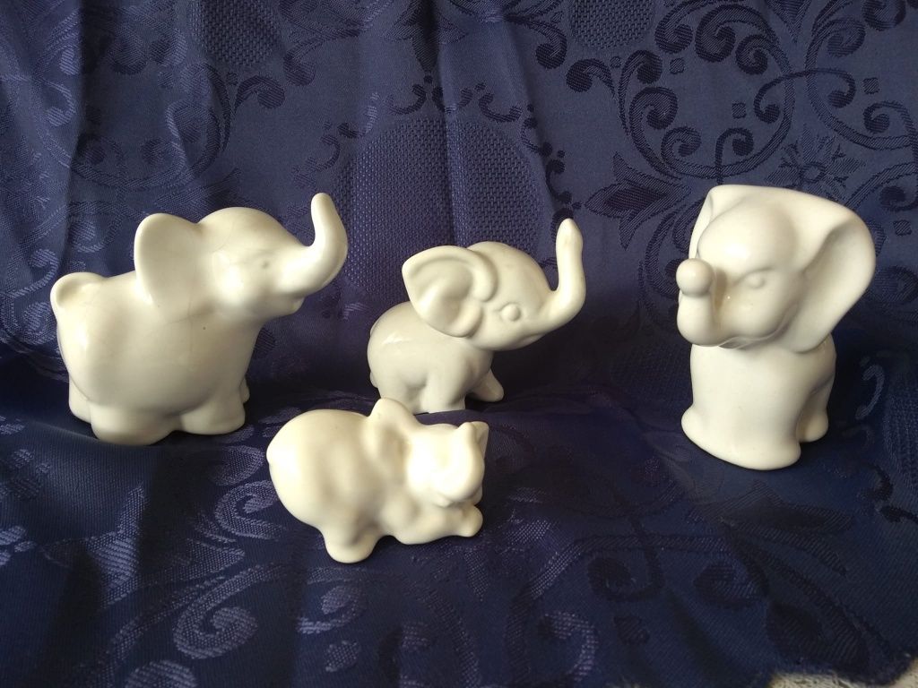 Zestaw 4 figurek słoni