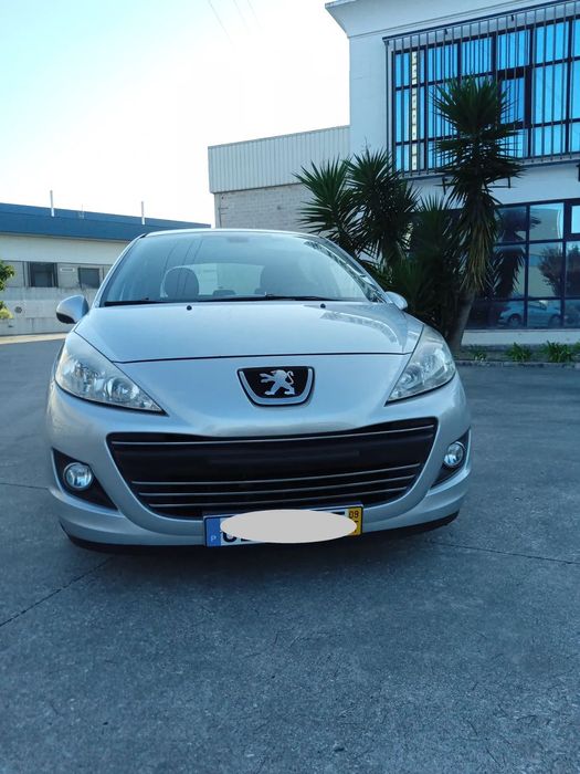 Peugeot 207 1.4 16V Sport