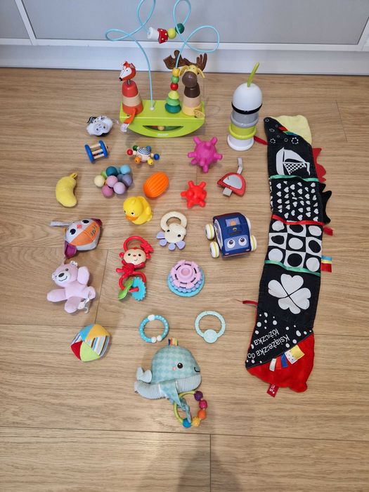 Zestaw zabawek dla niemowląt