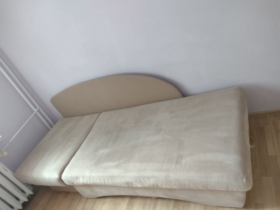 Tapczan jednoosobowy