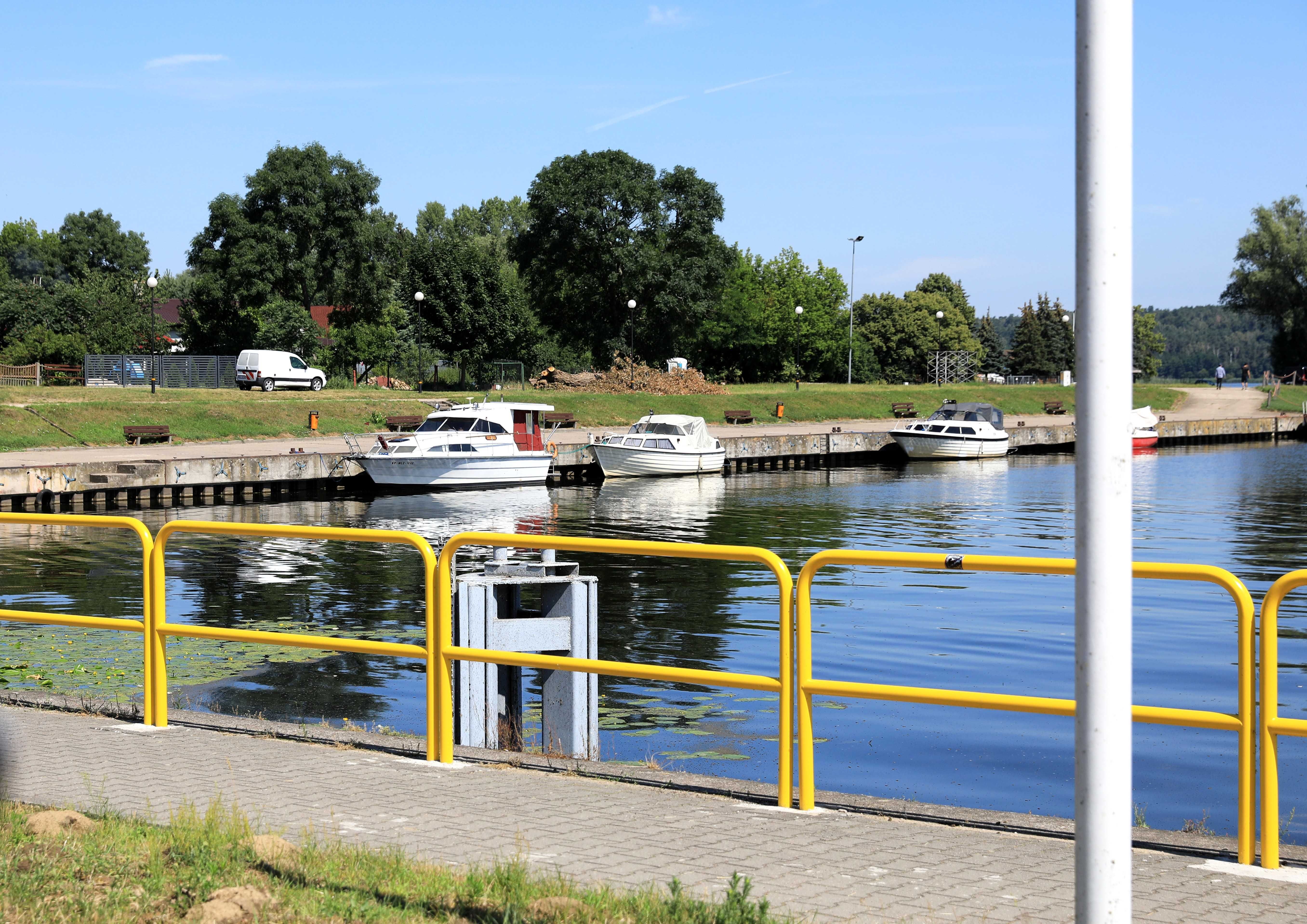 Dom-winnica do odbudowy z panoramą Wisły