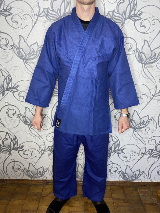 Combat Високоякісне,-100% котон  міцне та довговічне кімоно