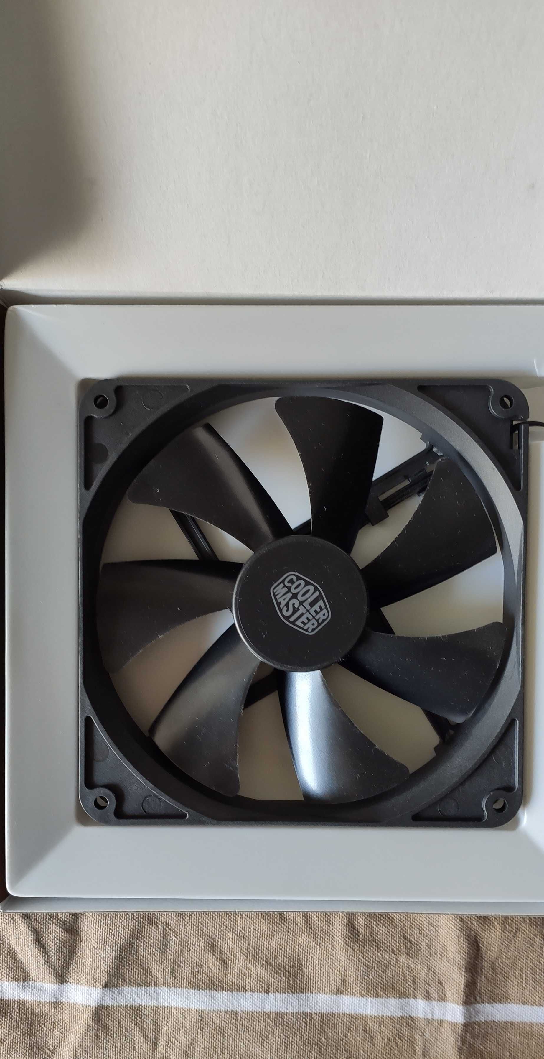 Ventoinha Cooler Master 140mm 1200RPM