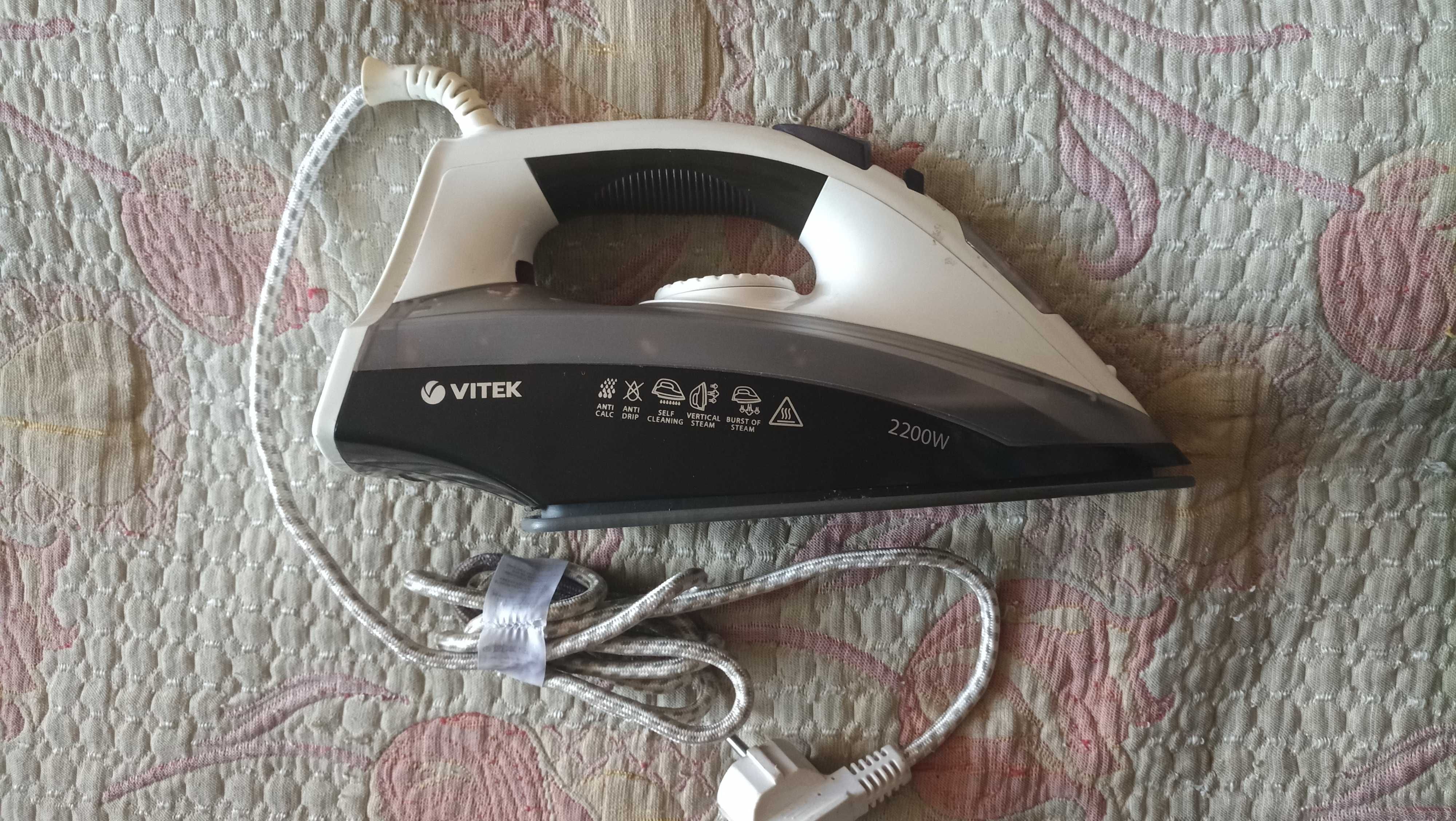 Праска Vitek VT 1207 BN 2200 W