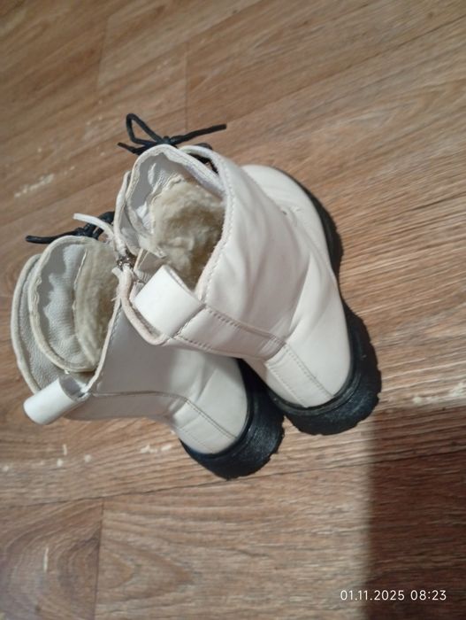 Ботінки боти Нові Зимні р. 37