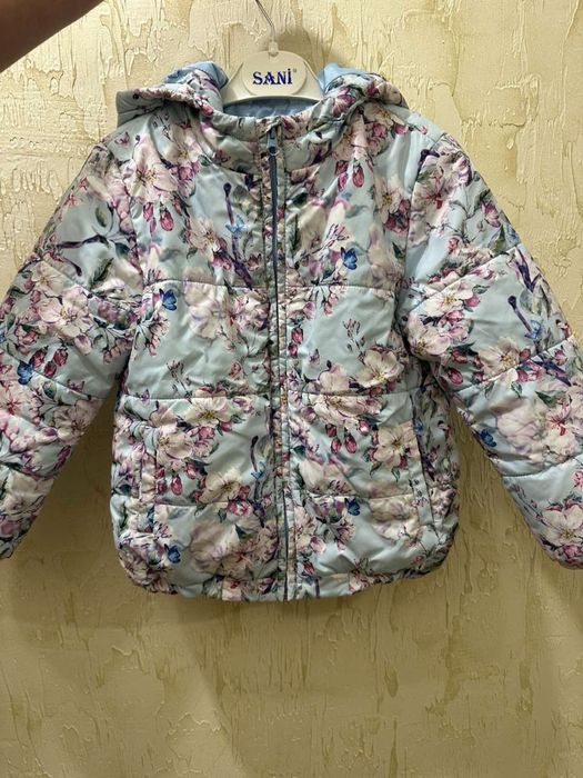 Курточка весняна