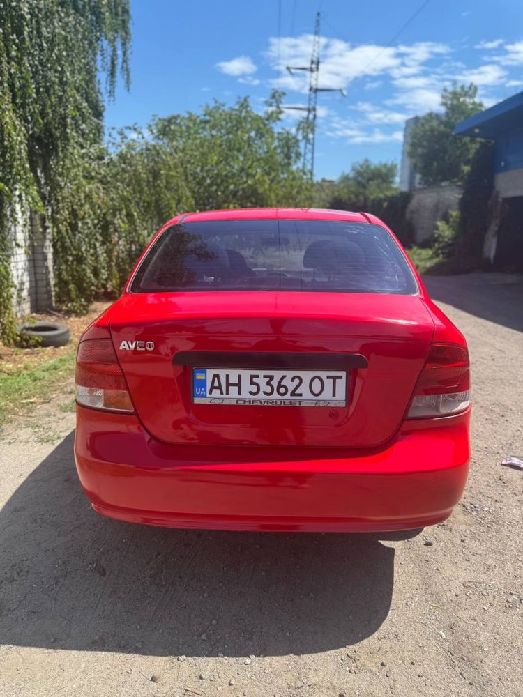 Chevrolet Aveo T200 в хорошем состоянии