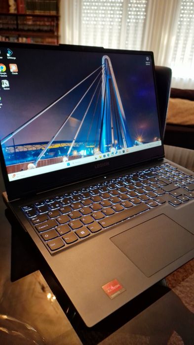 Portátil Lenovo Legion 5