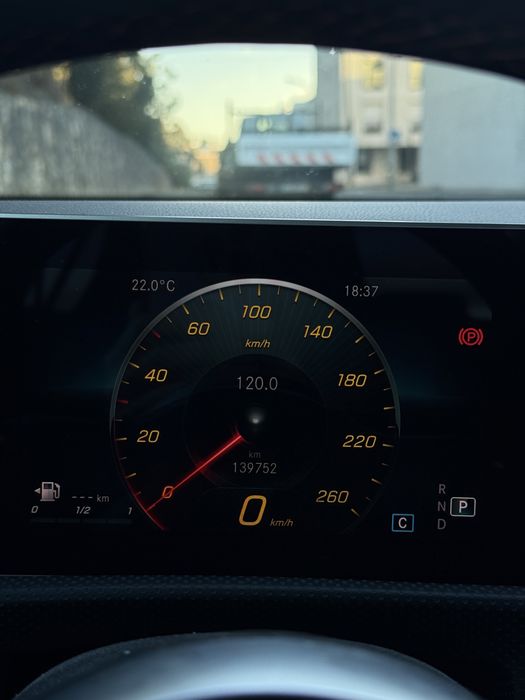 Mercedes-Benz A 180 d AMG Line Aut