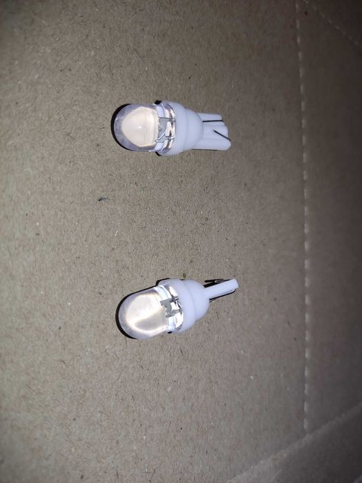 Светодиодная лампа поворот Т10 5W пара