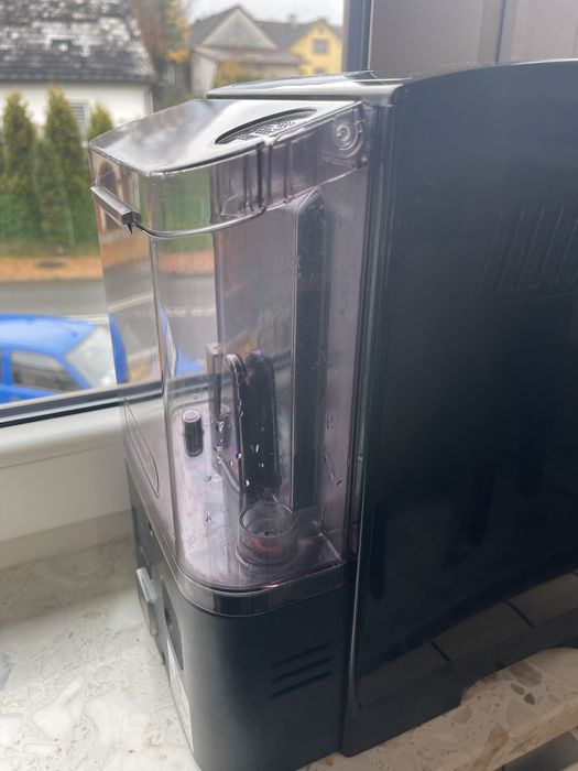 Ekspres ciśnieniowy do kawy Delonghi Autentica cappucino  ETAM29.66X