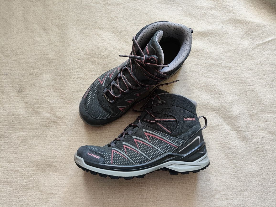 Жіночі черевики ботинки кросівки Lowa FerroxPro GTX mid ws, gore-tex