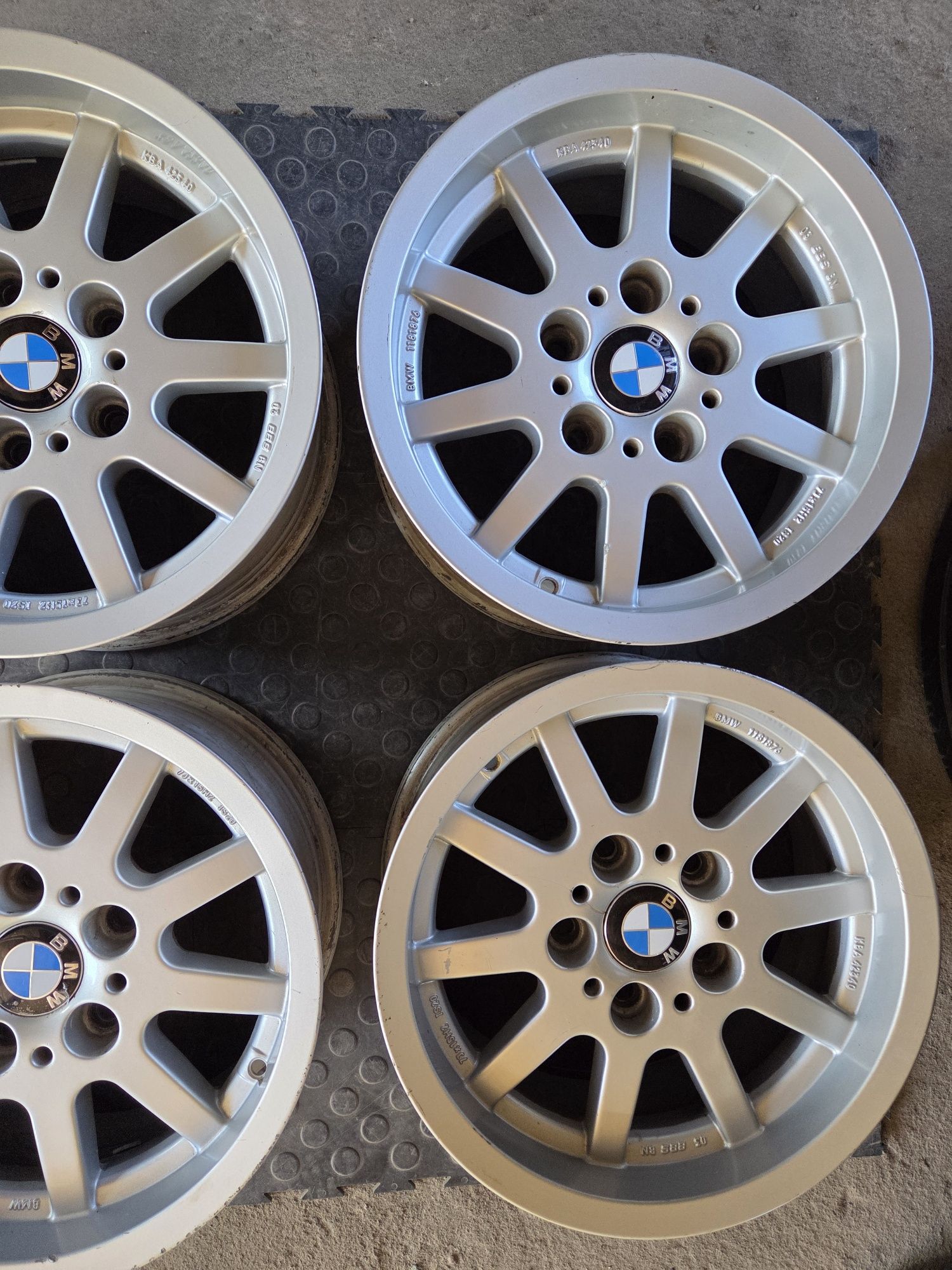 Felgi Aluminiowe 5x120 7Jx15 ET20 Bmw BBS