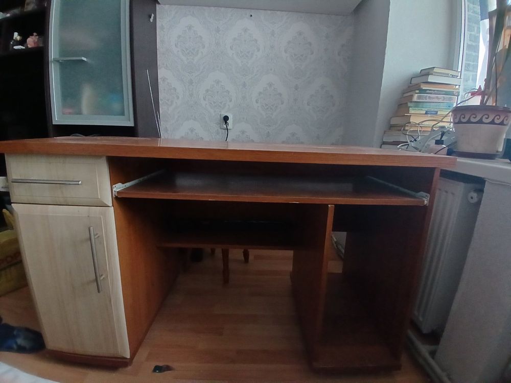 Письмовий стіл  робочий стіл