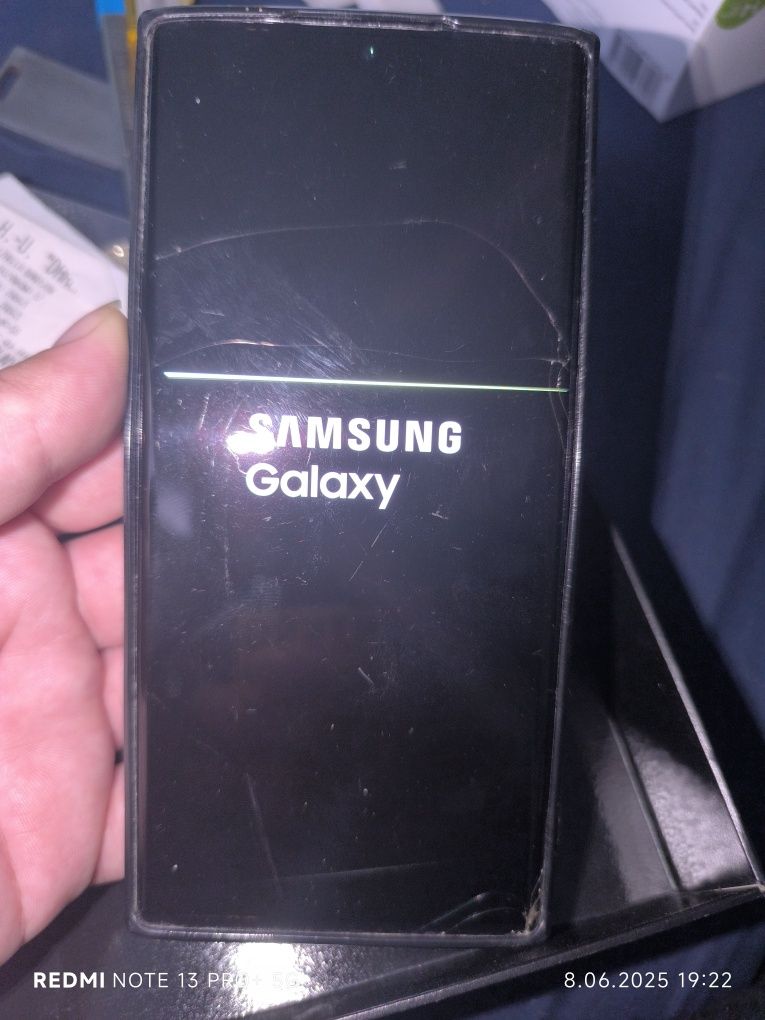 Samsung Galaxy s22 ultra - uszkodzony.