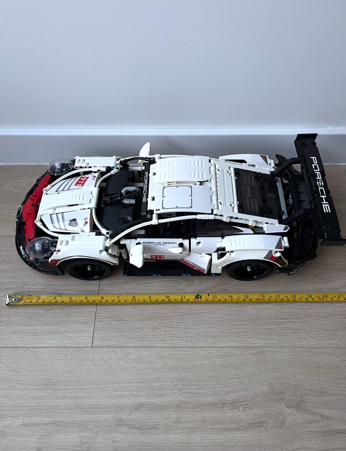 Новий Конструктор LEGO Technic Porsche 911 RSR 1580 деталей (42096)