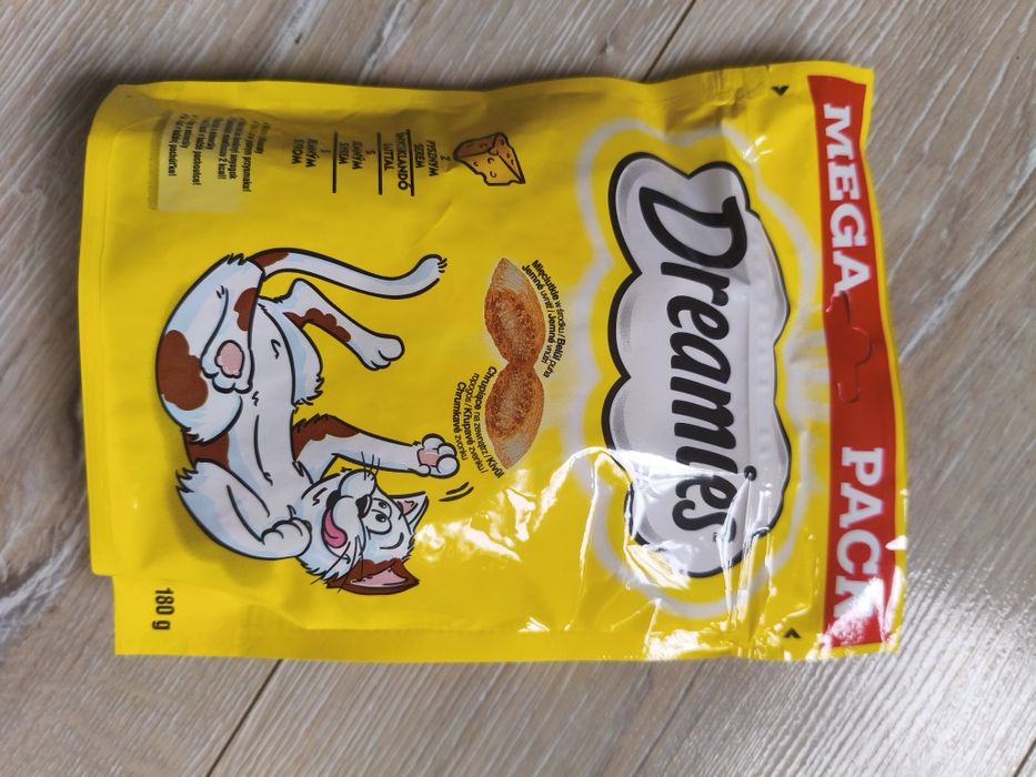 Zestaw dla kota whiskas suchy mokry, przekąski, patyczki
