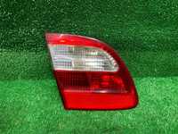 MERCEDES W211 LAMPA W KLAPE LEWY TYŁ A2118201364