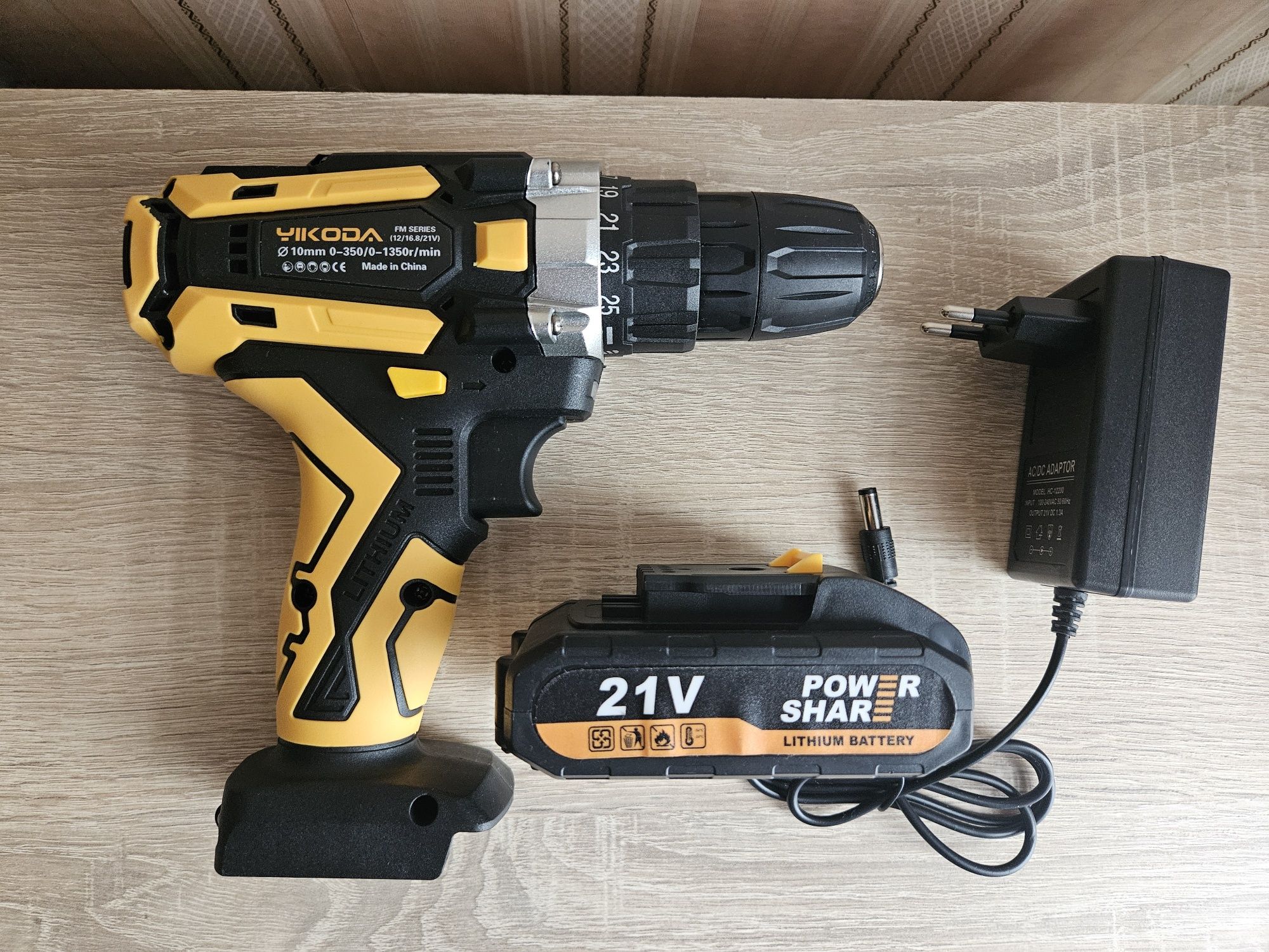 Wkrętarka Yikoda FM21-1  21V ! Komplet