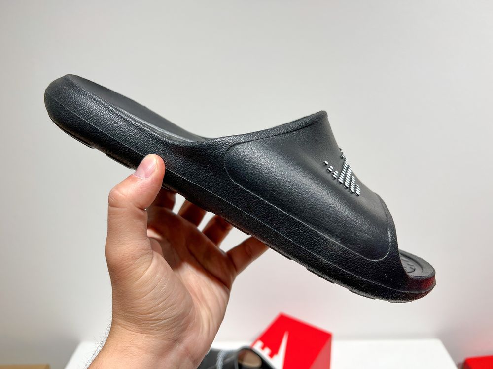 Шлепанцы Nike Victori One Shower Slide CZ5478-001