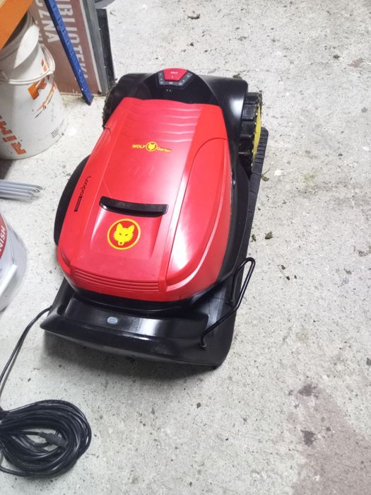 Robot koszący Wolf garten loopo 2000 Robomow