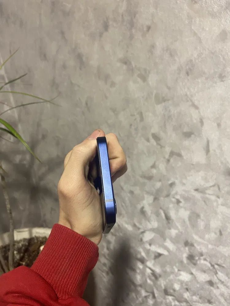 IPhone 12 64GB blue