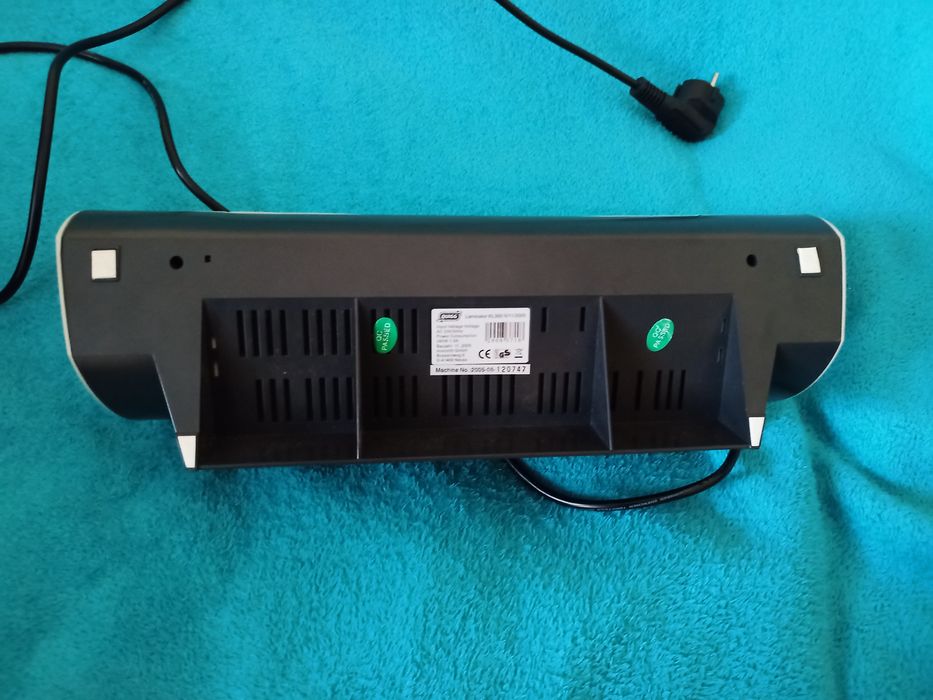 ЛАМІНАТОР в робоч ст.