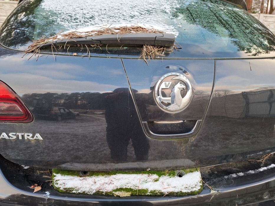 Klapa bagażnika Opel Astra J HB z22c