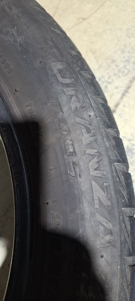 Pneus 215 /55/17 varios pneus Bridgestone