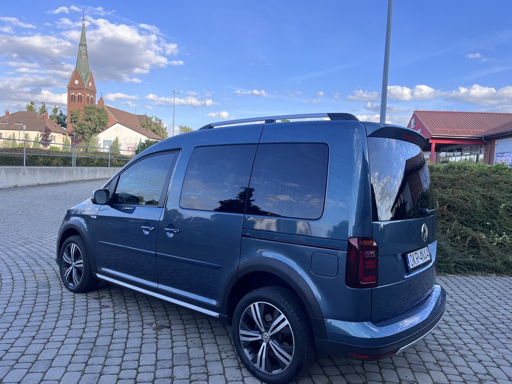 VW Caddy Alltrack 2.0 TDI DSG !!!