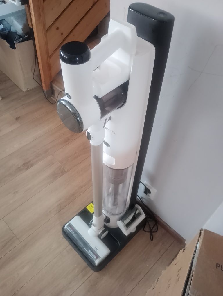Odkurzacz pionowy tineco pure one station series ze Stacia automatyczn
