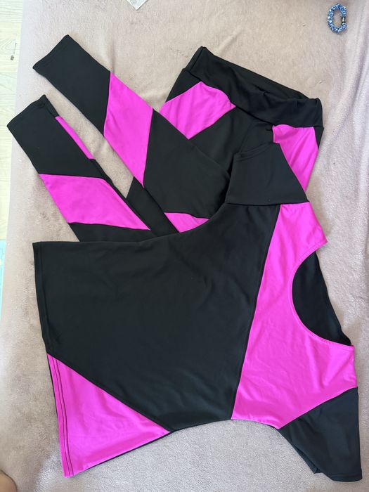 Лосини та фудболка костюм для фітнесу з високою посадкою