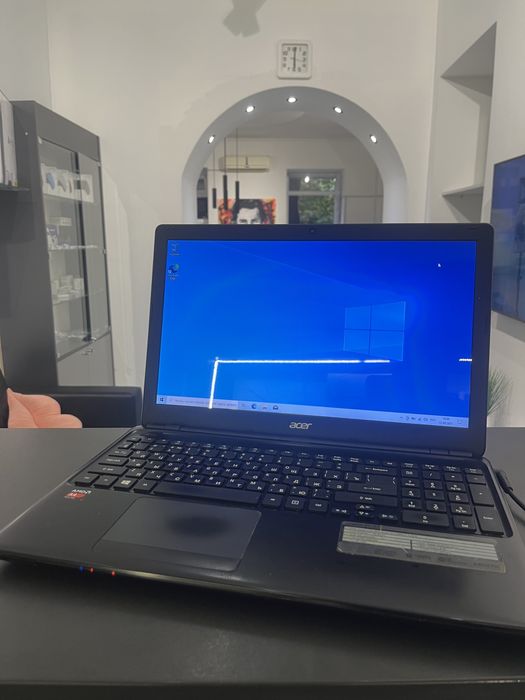 Acer Aspire E1 - 522