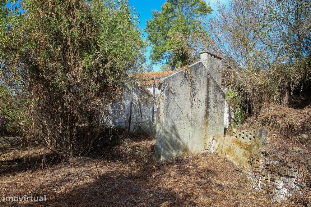 Moradia T4 para venda