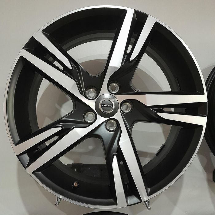 Felgi 19 5x108 Volvo XC40, XC60, V90 Cross Country OE (F509043-51)