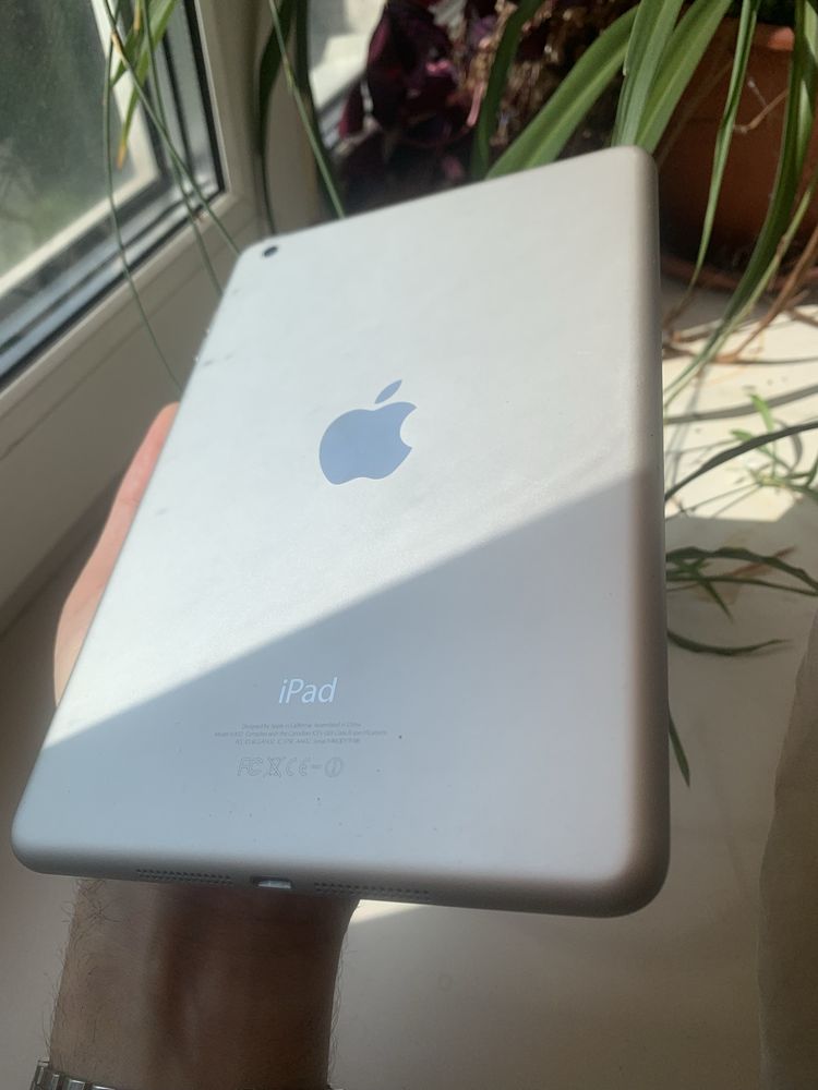 ipad mini 1 отличное состояние