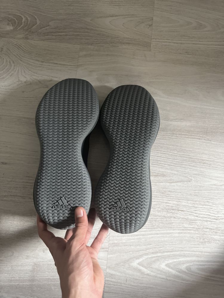 buty yezzy kanye west