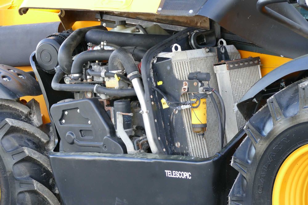 ładowarka teleskopowa jcb 531 70 agri super