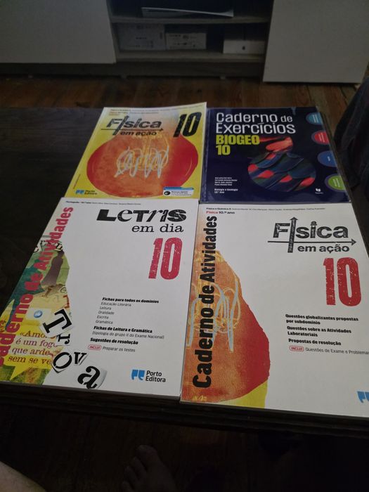 Livros Escolares de Fichas