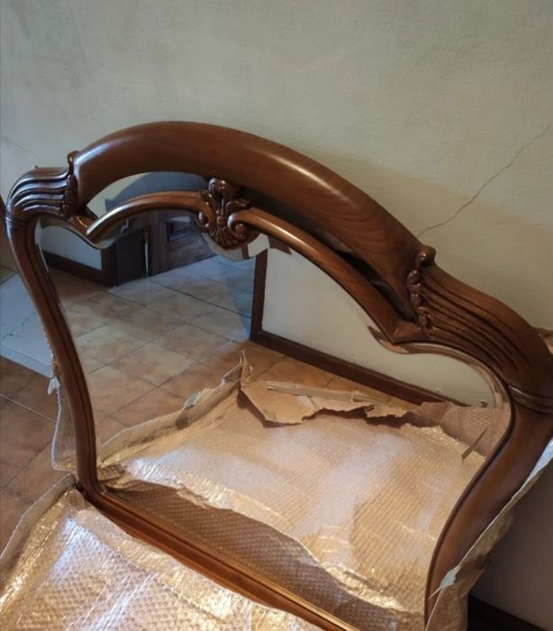 Espelhos com moldura em madeira