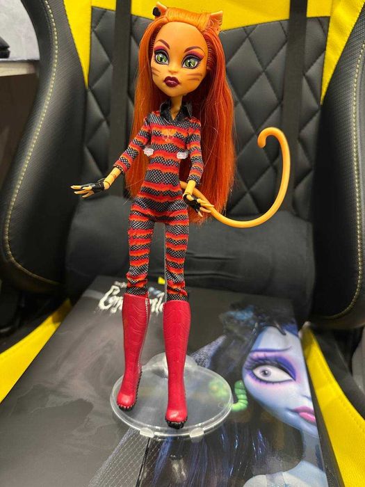 Продам Monster High Робот Елль Иди, Твайла, Торели, Cleo і Deuc.