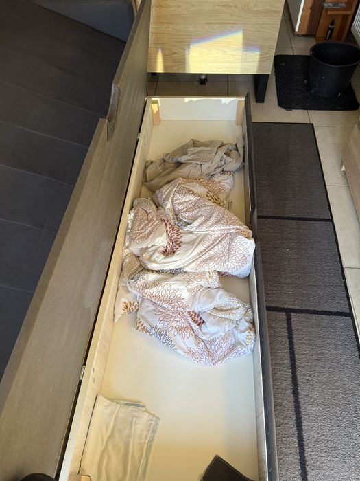 Sprzedam kanapę rozkładana