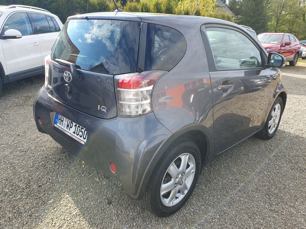 Toyota IQ benzyna klima bezwypadkowe z niemiec oplacone