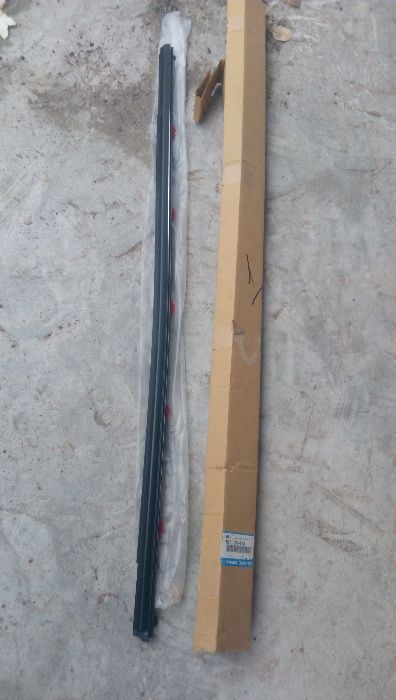 Молдинг стекла наружный задний левый MAZDA CX-9