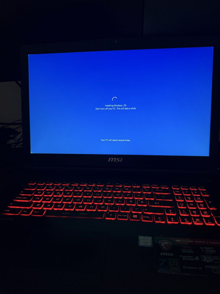 Portatil MSI GP72MVR 7RFX Leopard Pro