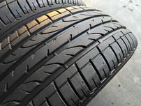 R18 235 60 2шт літні шини в новому стані Bridgestone Dueler H/P Sport