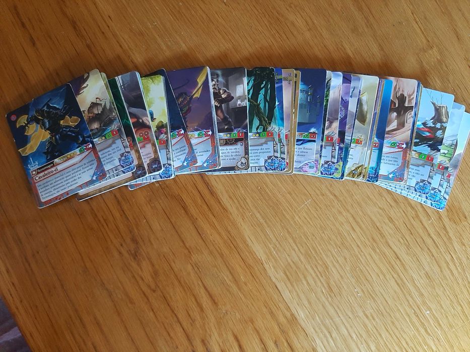 Cartas da coleção Fantasy Riders - da Panini